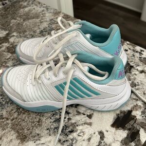 K-Swiss ladies Pickleball court shoes size 6